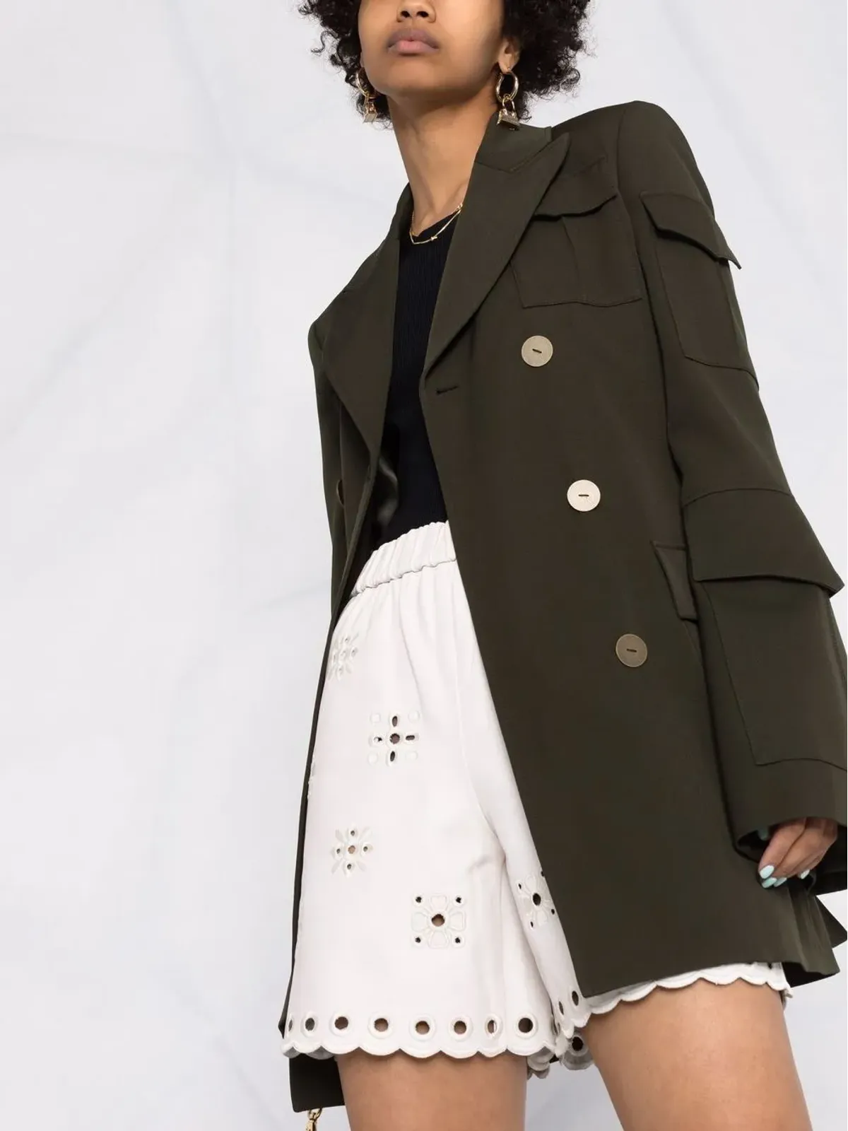 RED Valentino ブロderieラムスキンショーツ - 画像5
