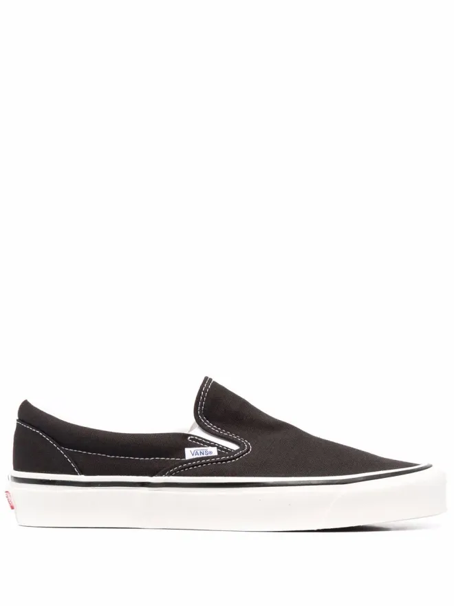 Vans Vans UA スリップオン キャンバススニーカー - ブラックの商品画像