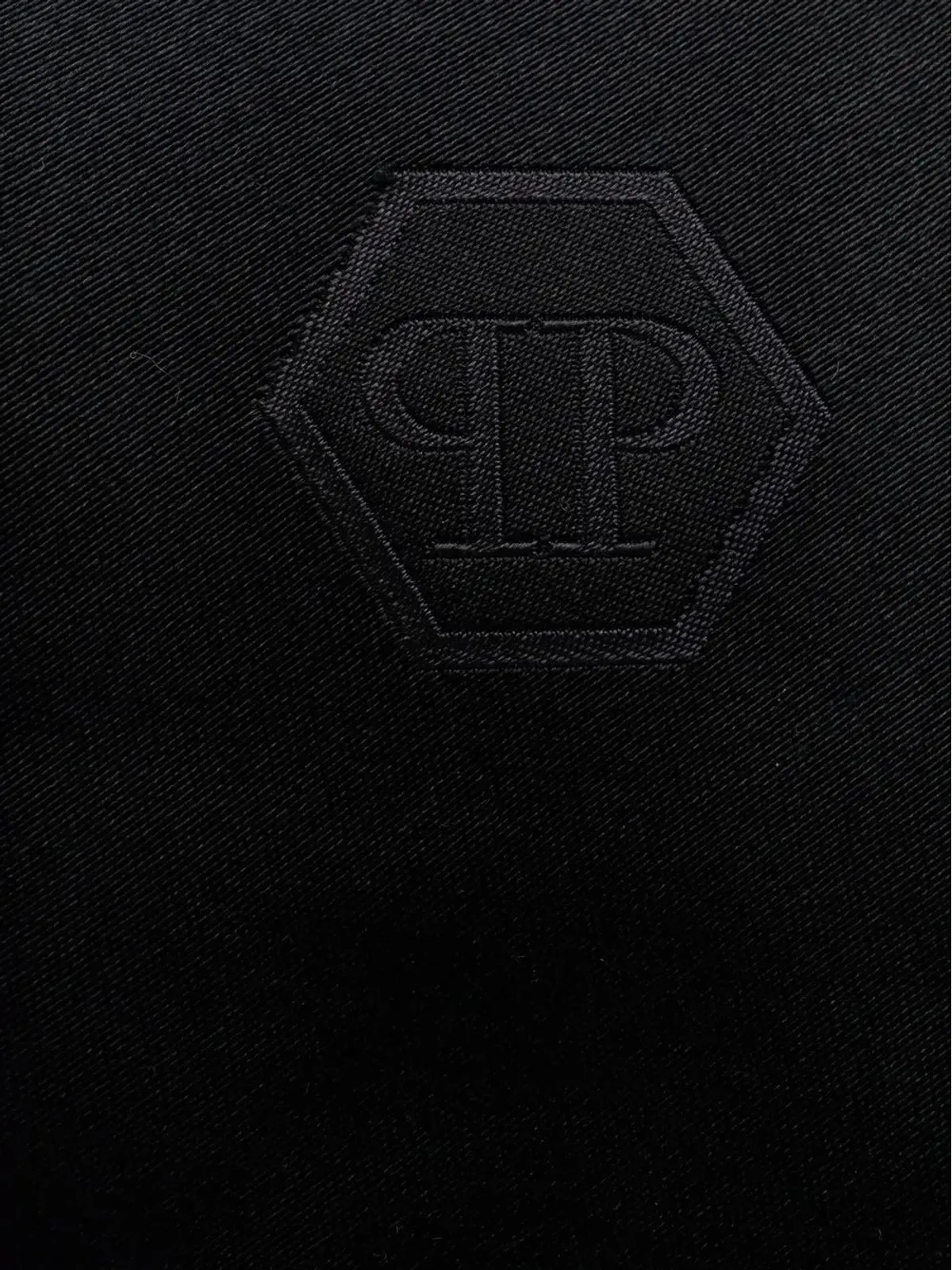 Philipp Plein ヘキサゴン ロゴパッチ シルクタイ ブラック - 画像2