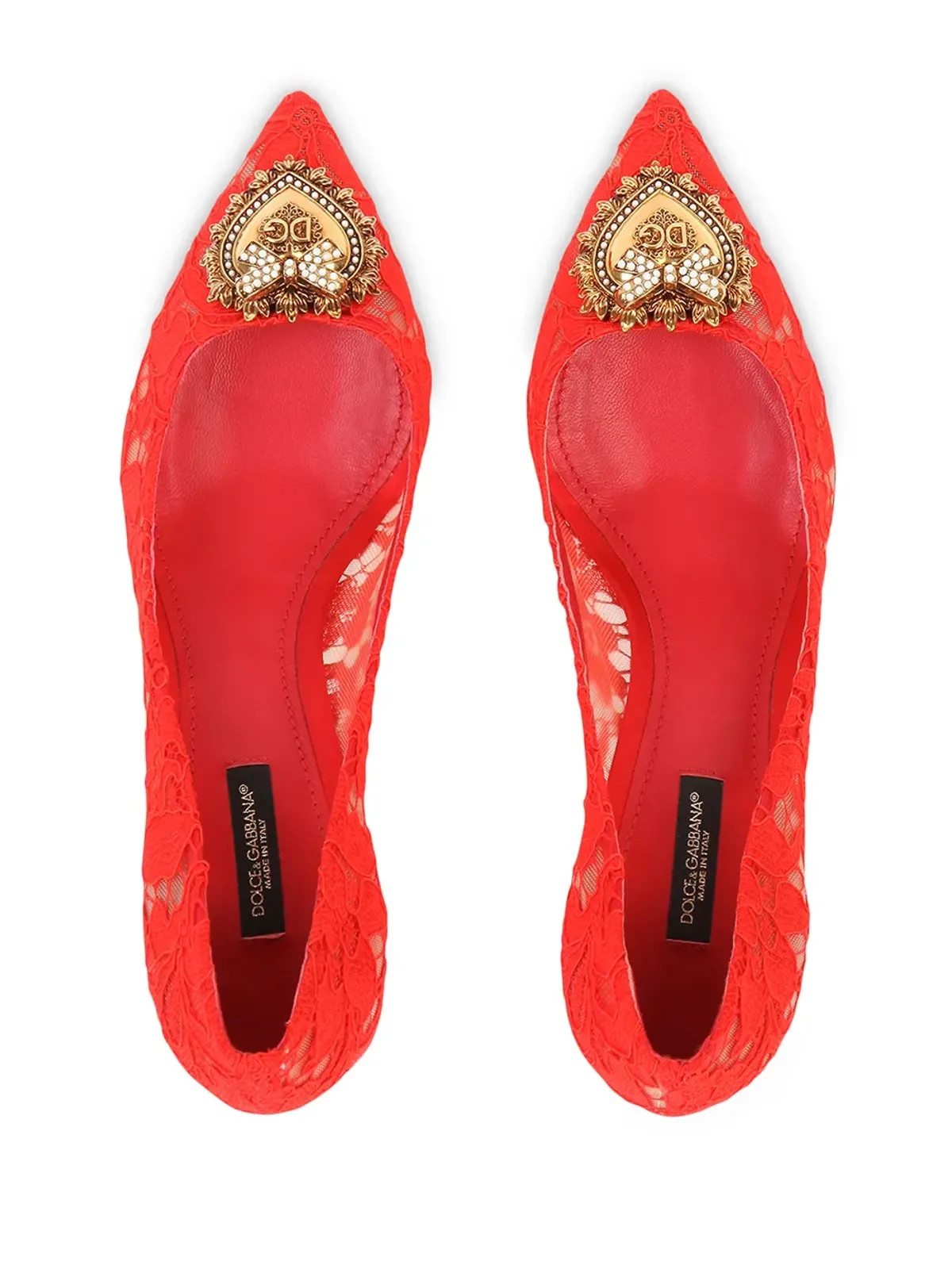 Dolce & Gabbana ハート型プレート付きレースパンプス（レッド） - 画像4
