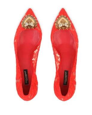 Dolce & Gabbana ハート型プレート付きレースパンプス（レッド） - サムネイル4