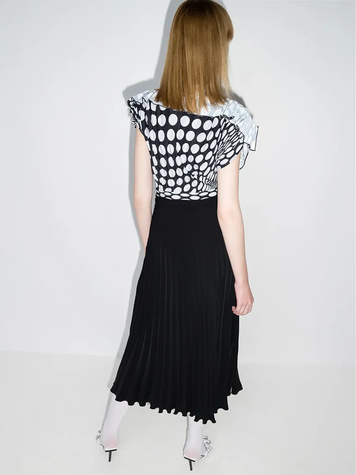 MM6 Maison Margiela 水玉柄プリーツミディドレス ブラック - 画像3