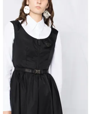 Prada ベルト付きロゴプレートのフレアドレス - サムネイル5