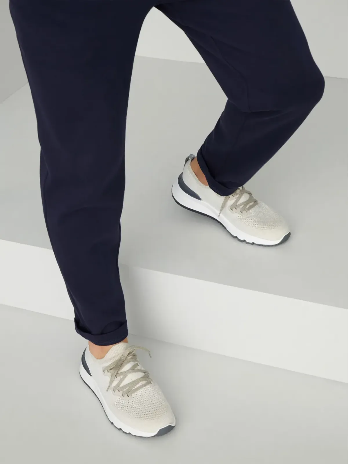 Brunello Cucinelli パンチングディテール ローカットスニーカー（ホワイト） - 画像5