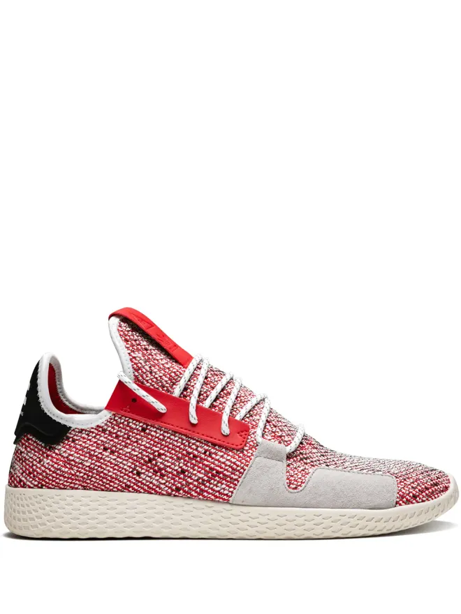 adidas adidas x Pharrell Williams SolarHU Tennis V2 スニーカー レッドの商品画像