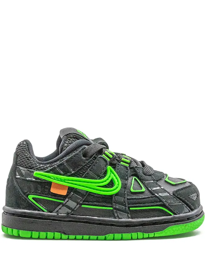 Nike Kids Nike Kids ラバー ダンク Green Strike スニーカー ブラックの商品画像