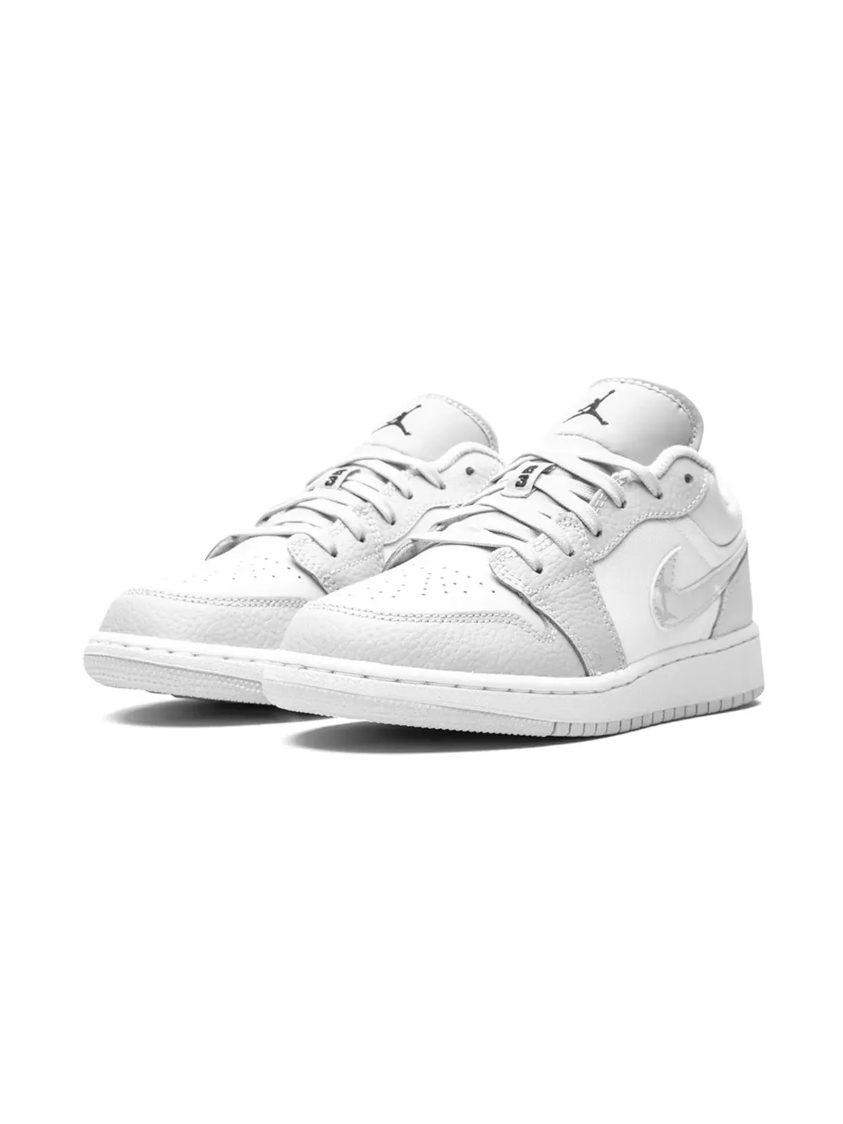 Jordan Kids エアジョーダン 1 ロー SE グレー カモ Swoosh スニーカー - 画像2