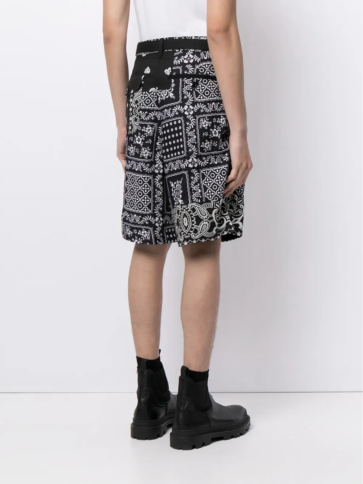 sacai バンダナ柄カーゴショーツ - 画像4