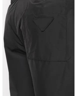 Prada トライアングルパッチロゴショーツ - ブラック - サムネイル5