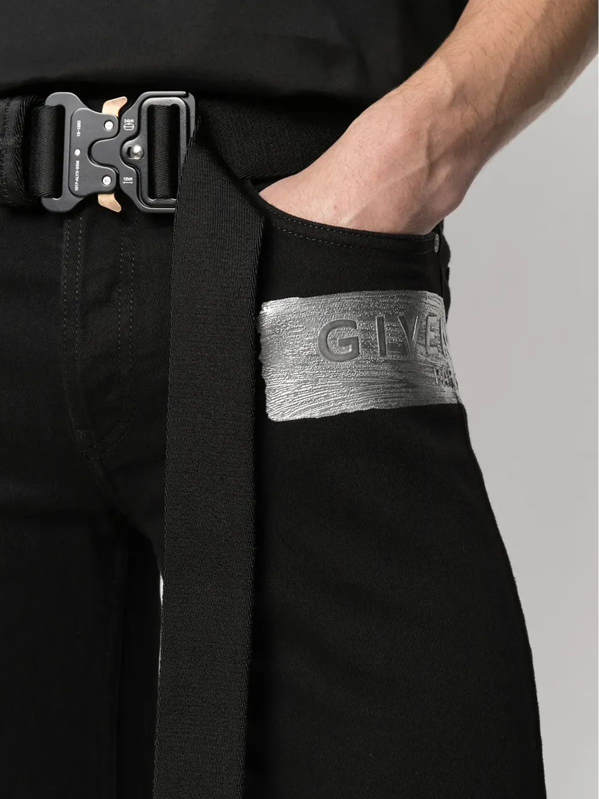 Givenchy ロゴ ブラッシュストローク スリムジーンズ - 画像5