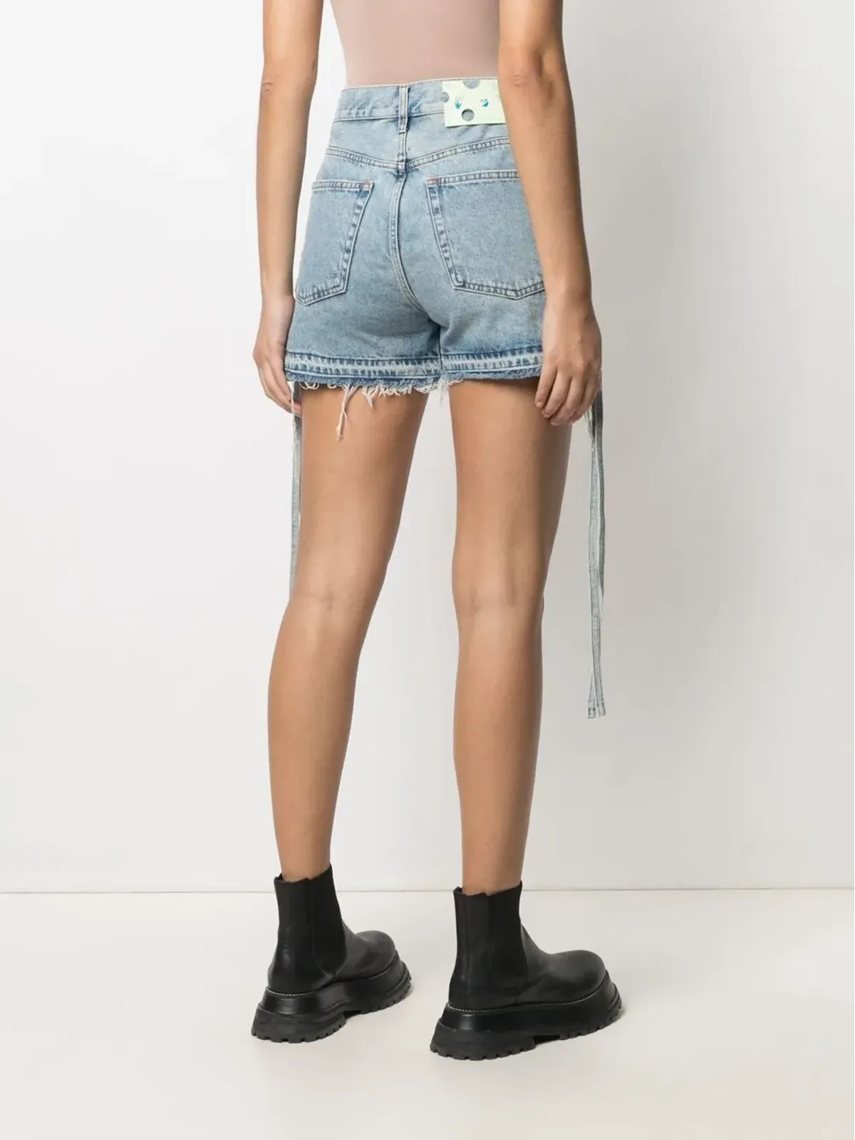 Off-White サイドタイ結びデニムショーツ - ブルー - 画像4