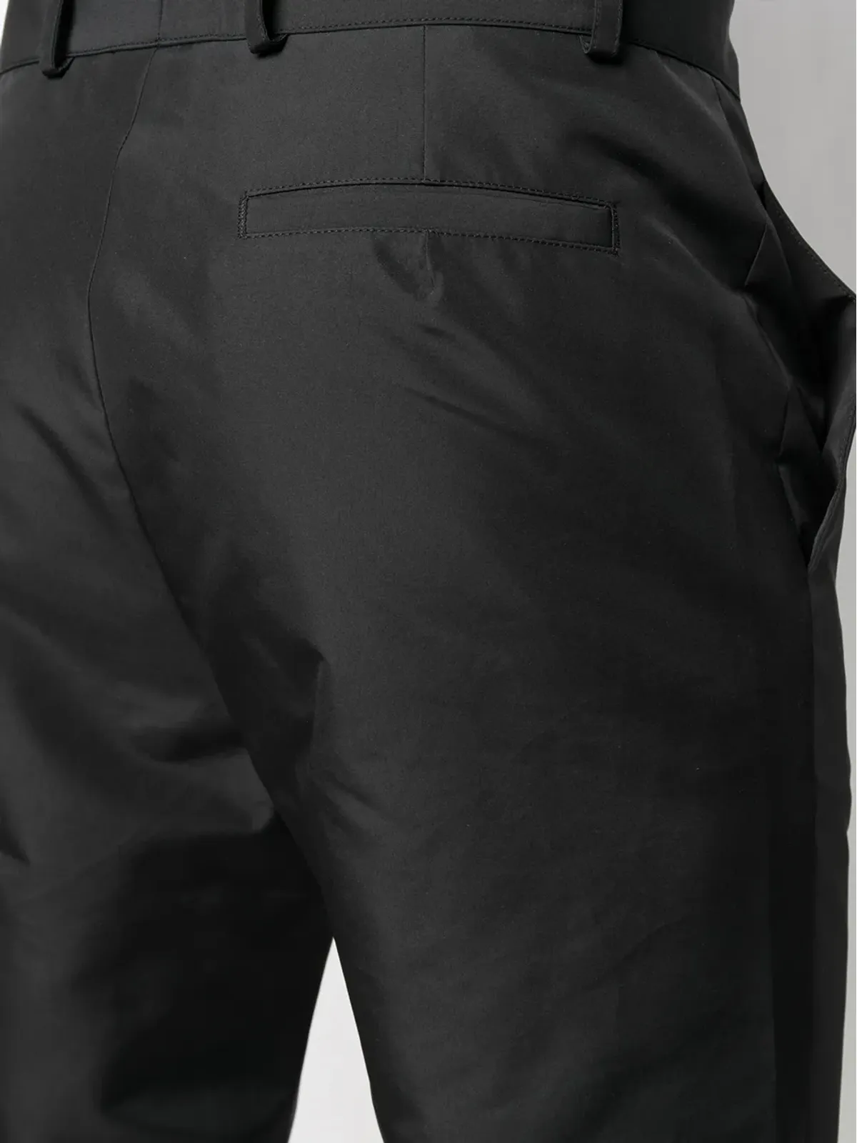 A-COLD-WALL* ブラックのシワ加工テーラードパンツ - 画像5
