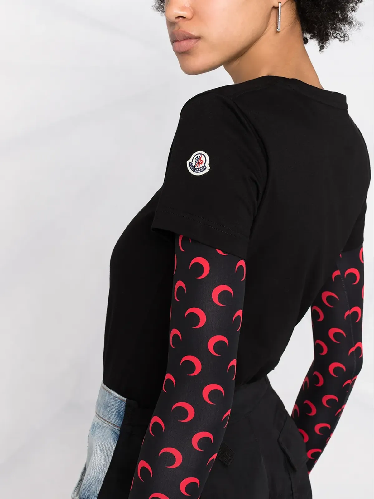Moncler ロゴパッチ 半袖Tシャツ - ブラック - 画像3