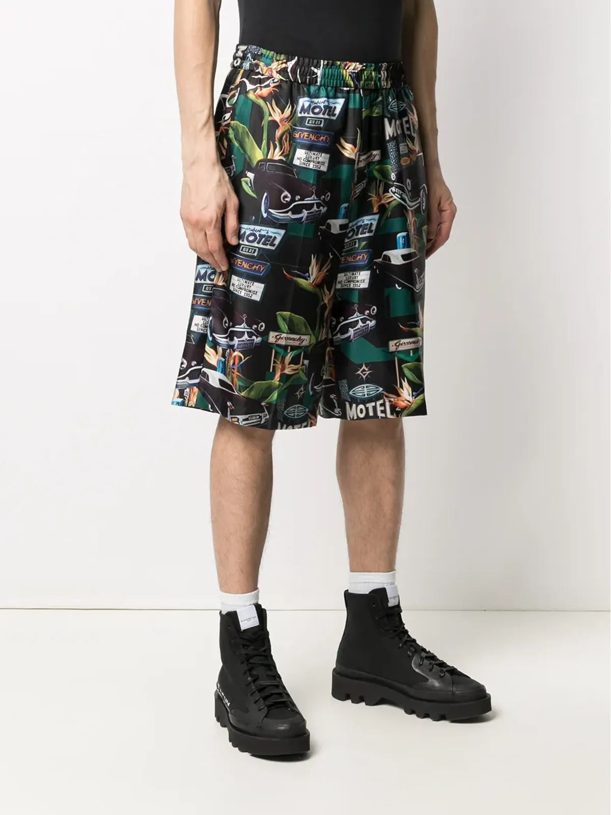 Givenchy カープリント ストレートレッグショーツ - ブラック - 画像3