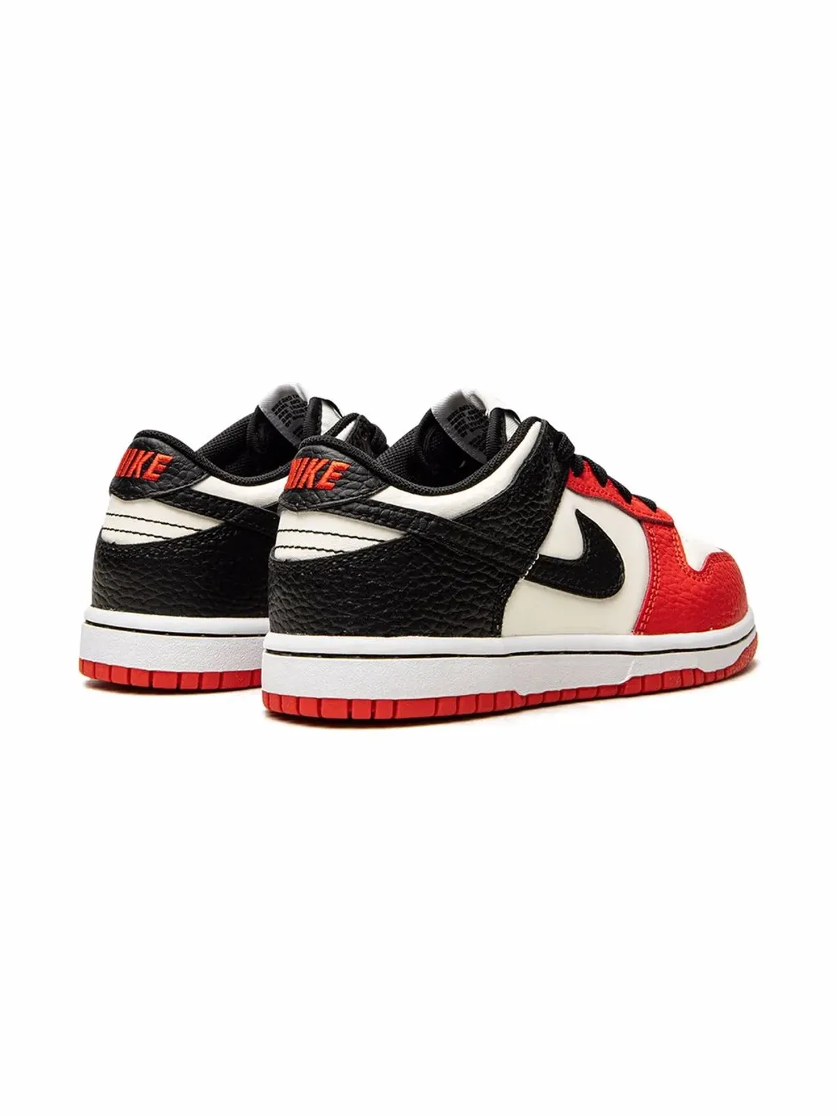 Nike Kids Dunk Low NBA Chicago Bulls スニーカー - White - 画像3