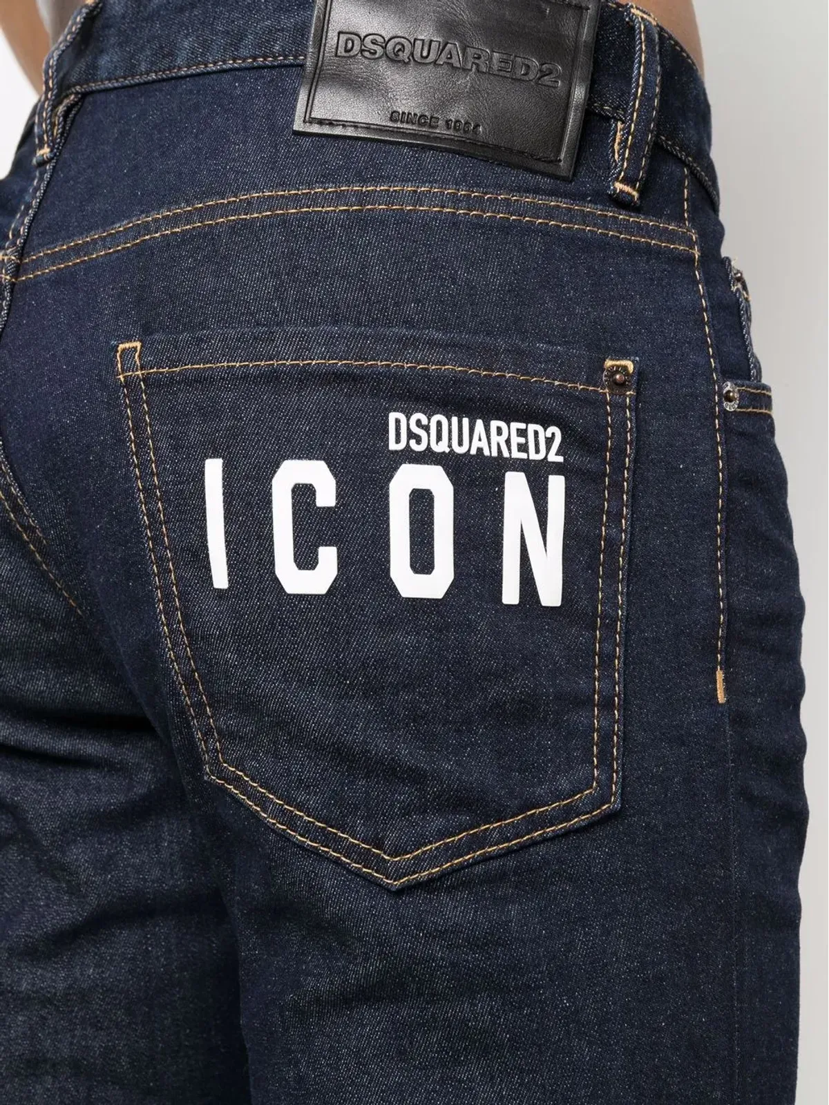 DSQUARED2 アイコンロゴストレートレッグジーンズ - 画像5