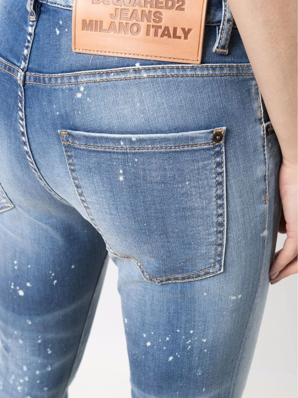 DSQUARED2 クロップド ディストレス加工のスキニージーンズ - 画像5