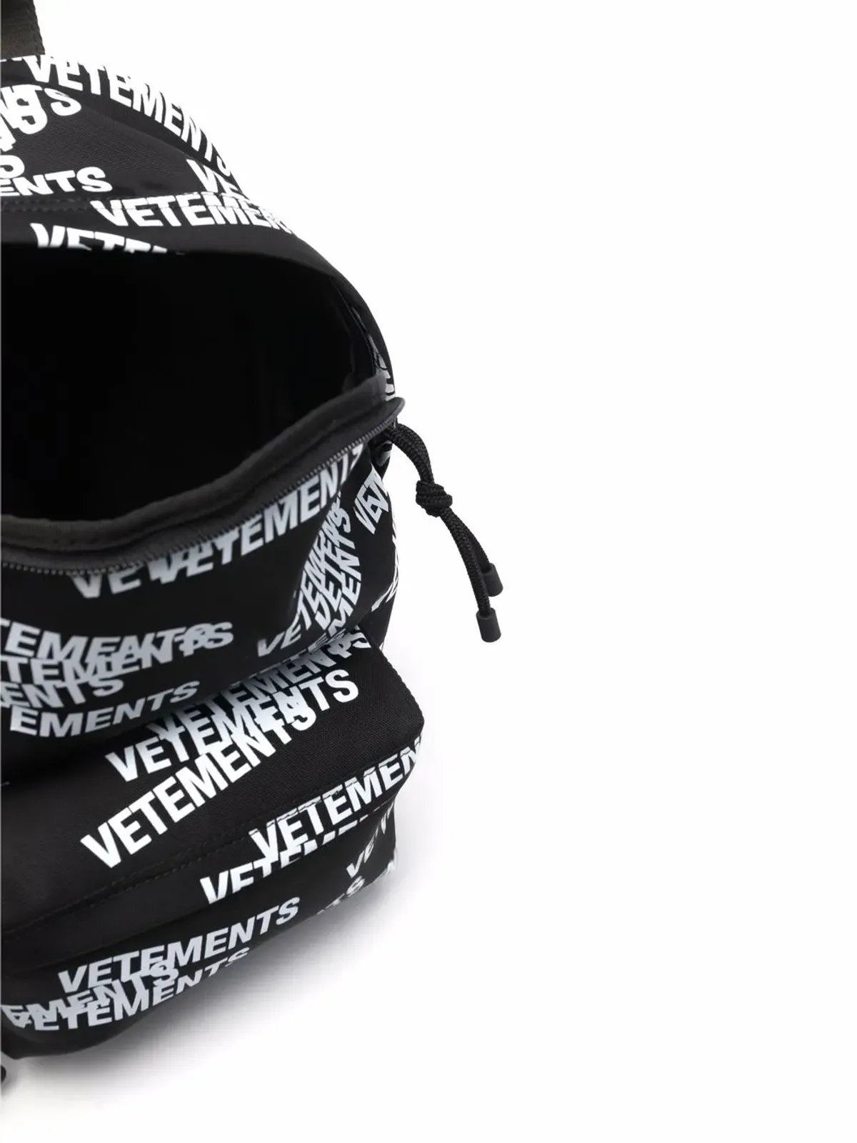 VETEMENTS ロゴプリントバックパック - 画像5