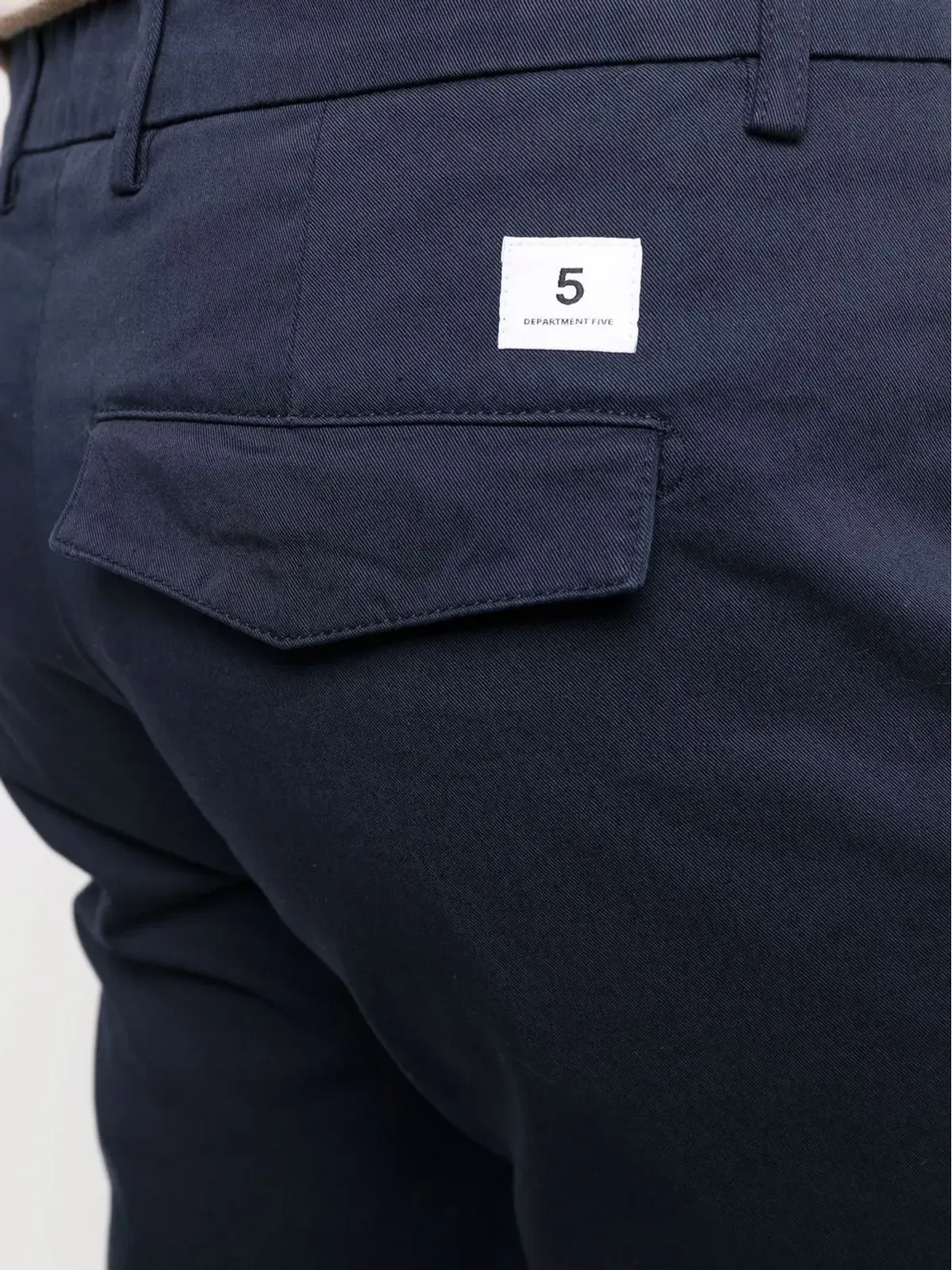 Department 5 ロゴパッチ チノパンツ - 画像5