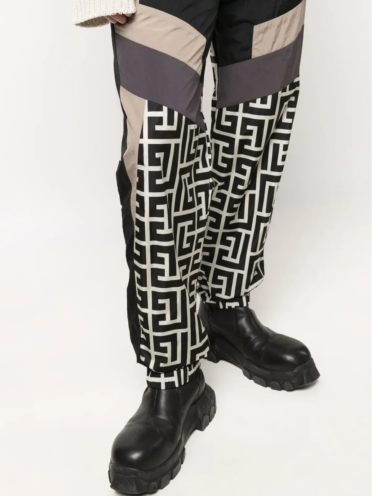 Balmain カラー・ブロック・モノグラム トラックパンツ - 画像5