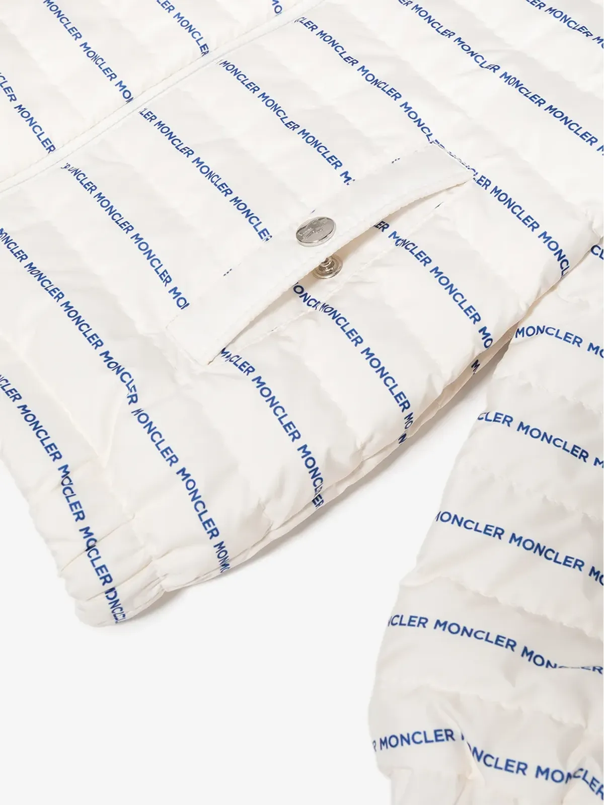 Moncler Enfant オールオーバーロゴ入りパデッドジャケット - 画像4