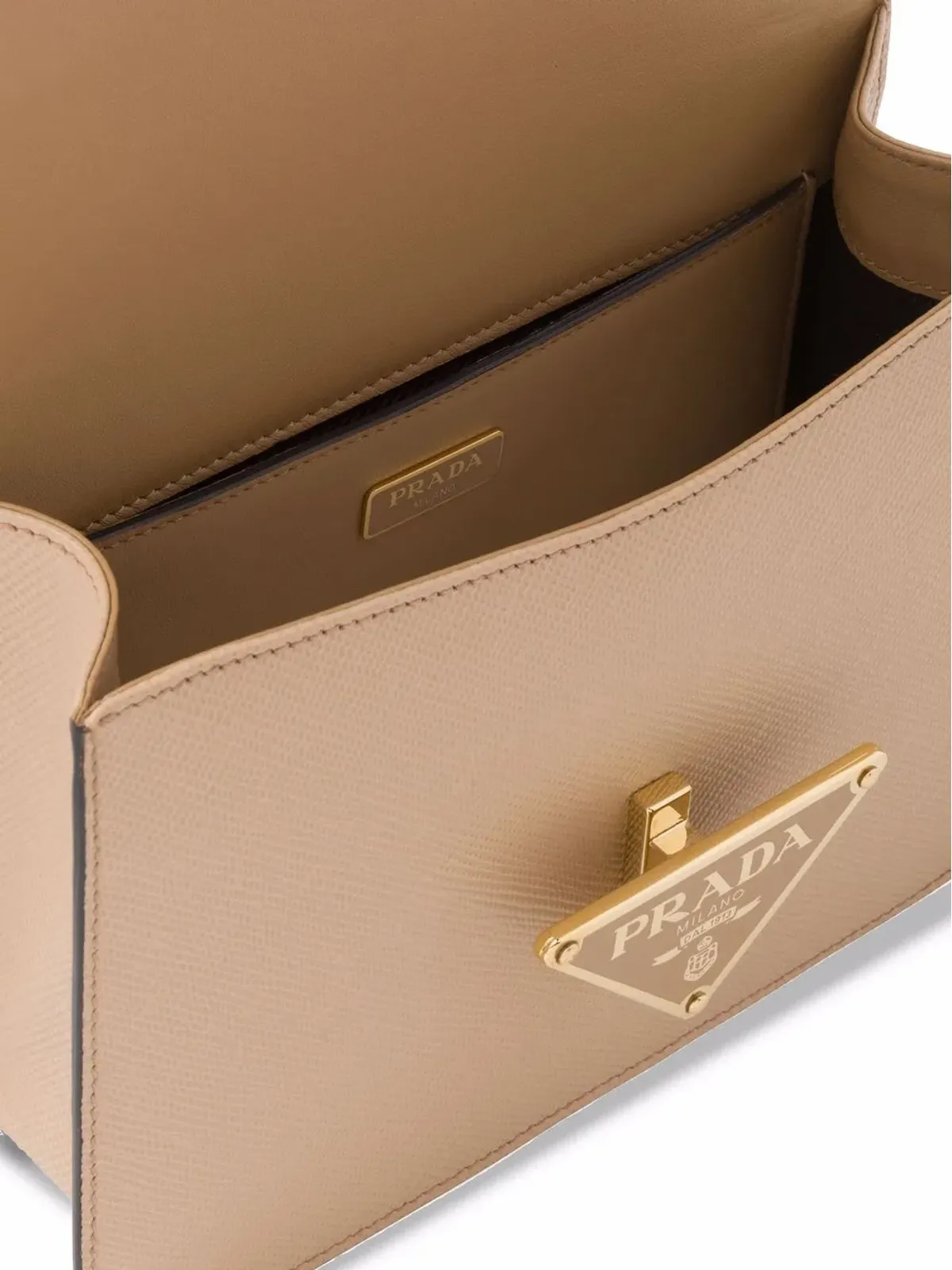 Prada サフィアーノレザー ショルダーバッグ - 画像4