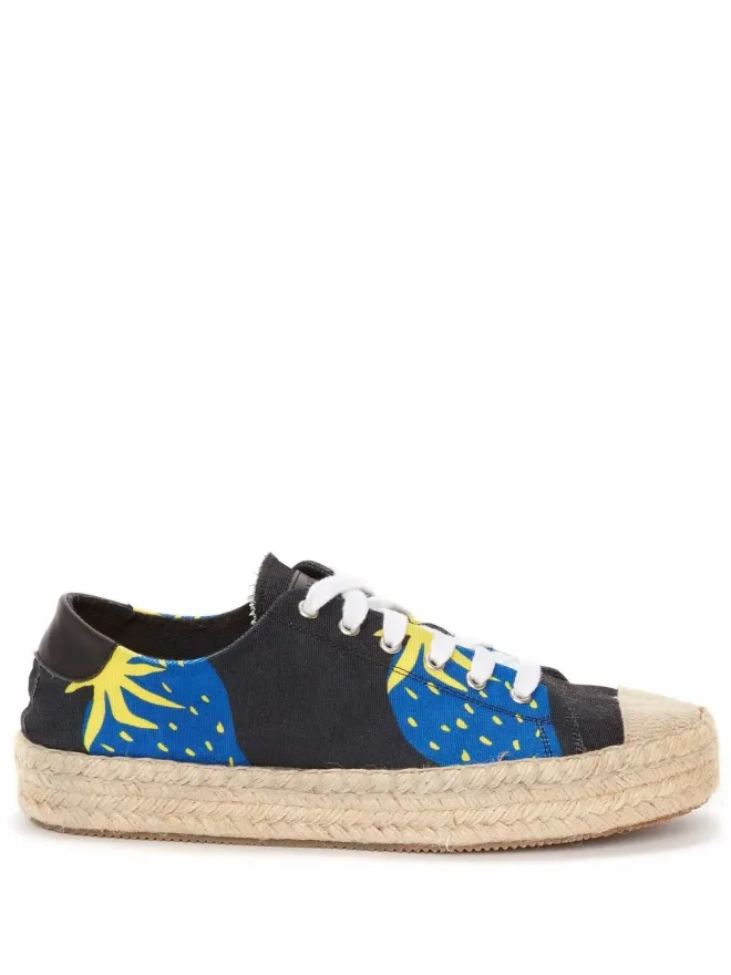 JW Anderson JW Anderson ストロベリープリント スニーカーの商品画像