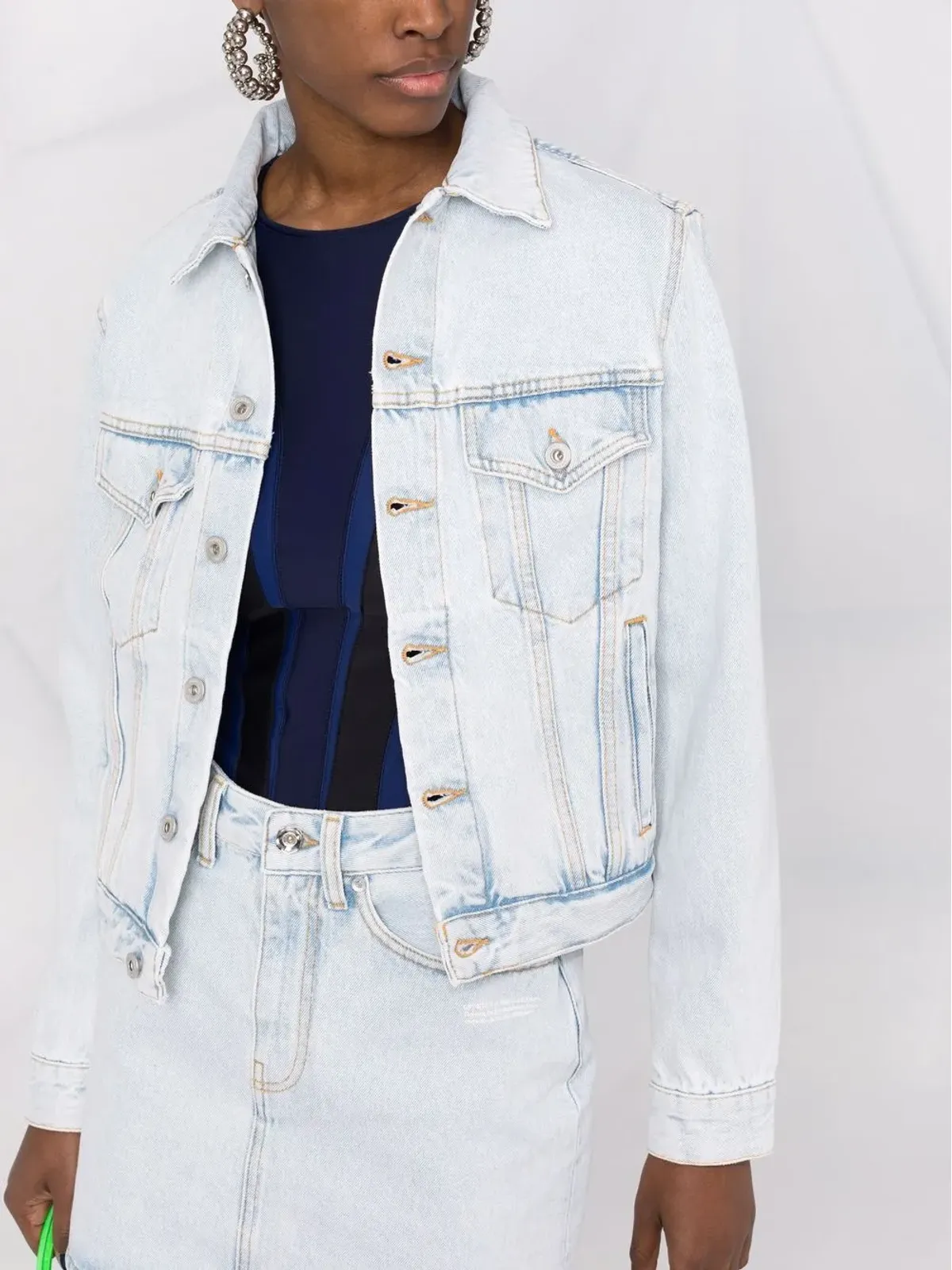 Off-White ライトウォッシュデニムジャケット ブルー - 画像5