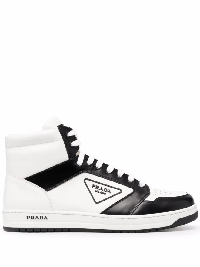 Prada Prada triangle-logo contrast-trim sneakersの商品画像
