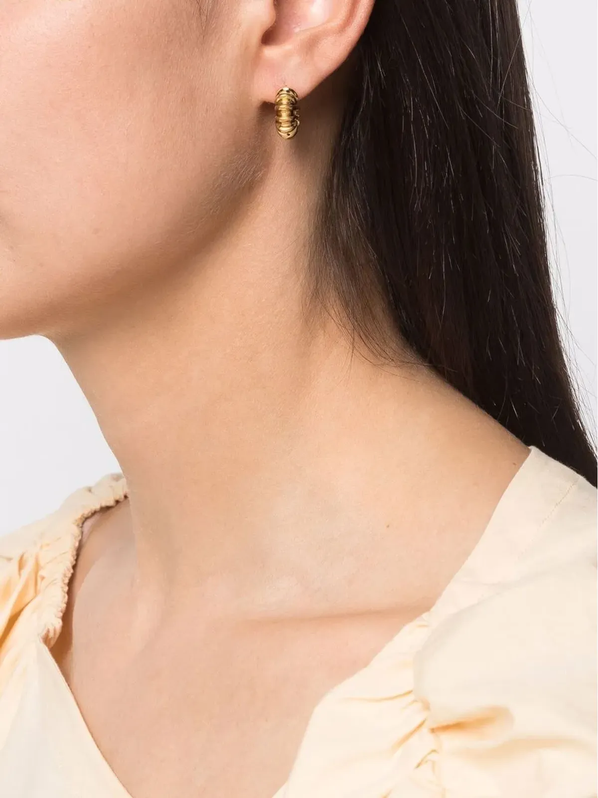 Missoma 小型の爪付きフープピアス - ゴールド - 画像2