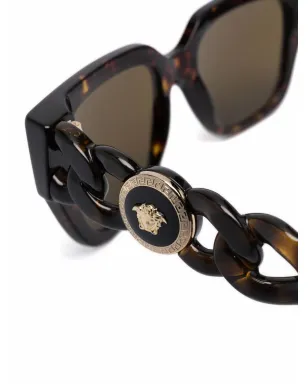Versace Eyewear 彫刻風スクエアサングラス - ブラウン - サムネイル3