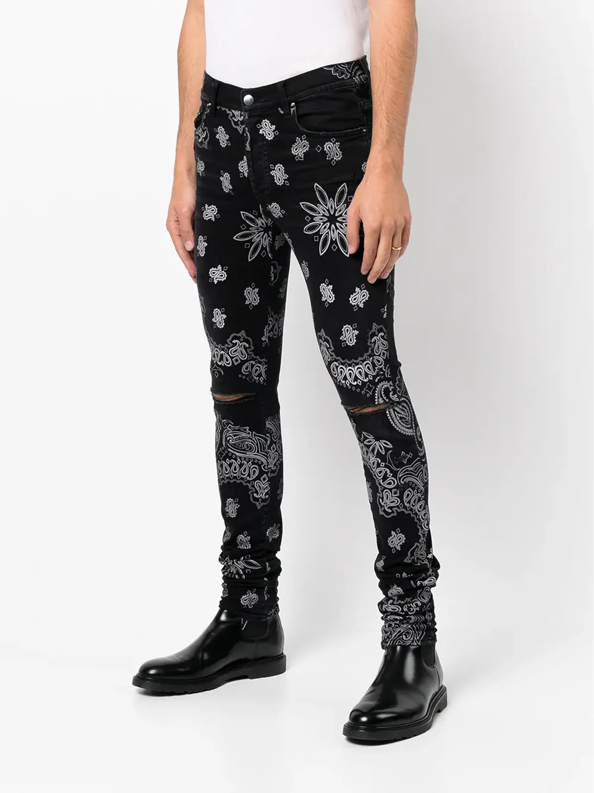 AMIRI フロックド バンダナ柄 スキニージーンズ ブラック - 画像3