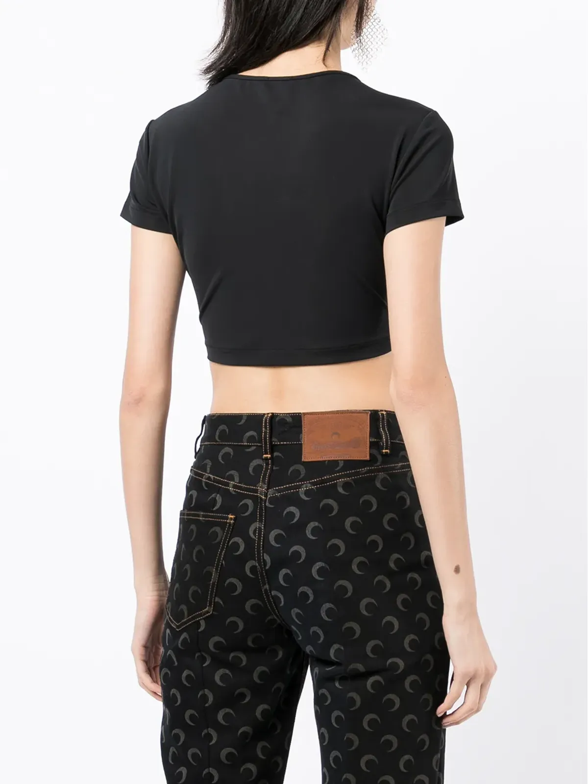 CHANEL ビンテージ 1995 ロゴ入り クロップド Tシャツ - ブラック - 画像4