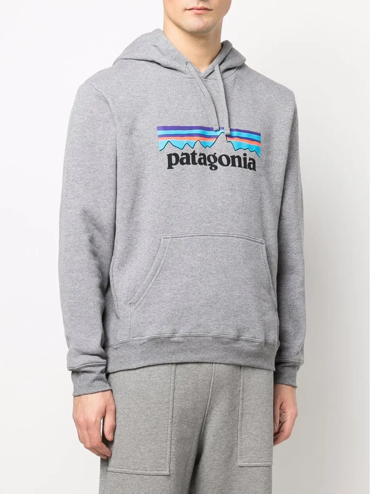 Patagonia リサイクル ロゴプリント パーカー グレー - 画像3