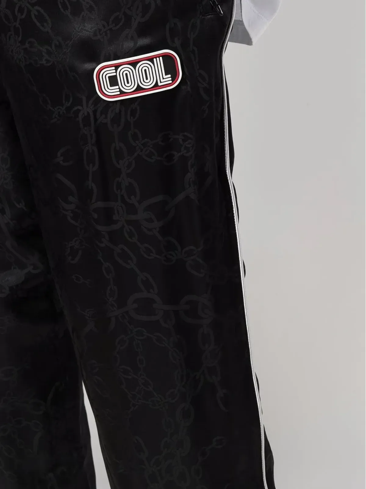 COOL T.M チェーンプリント・スリップオン・トラックパンツ - 画像5