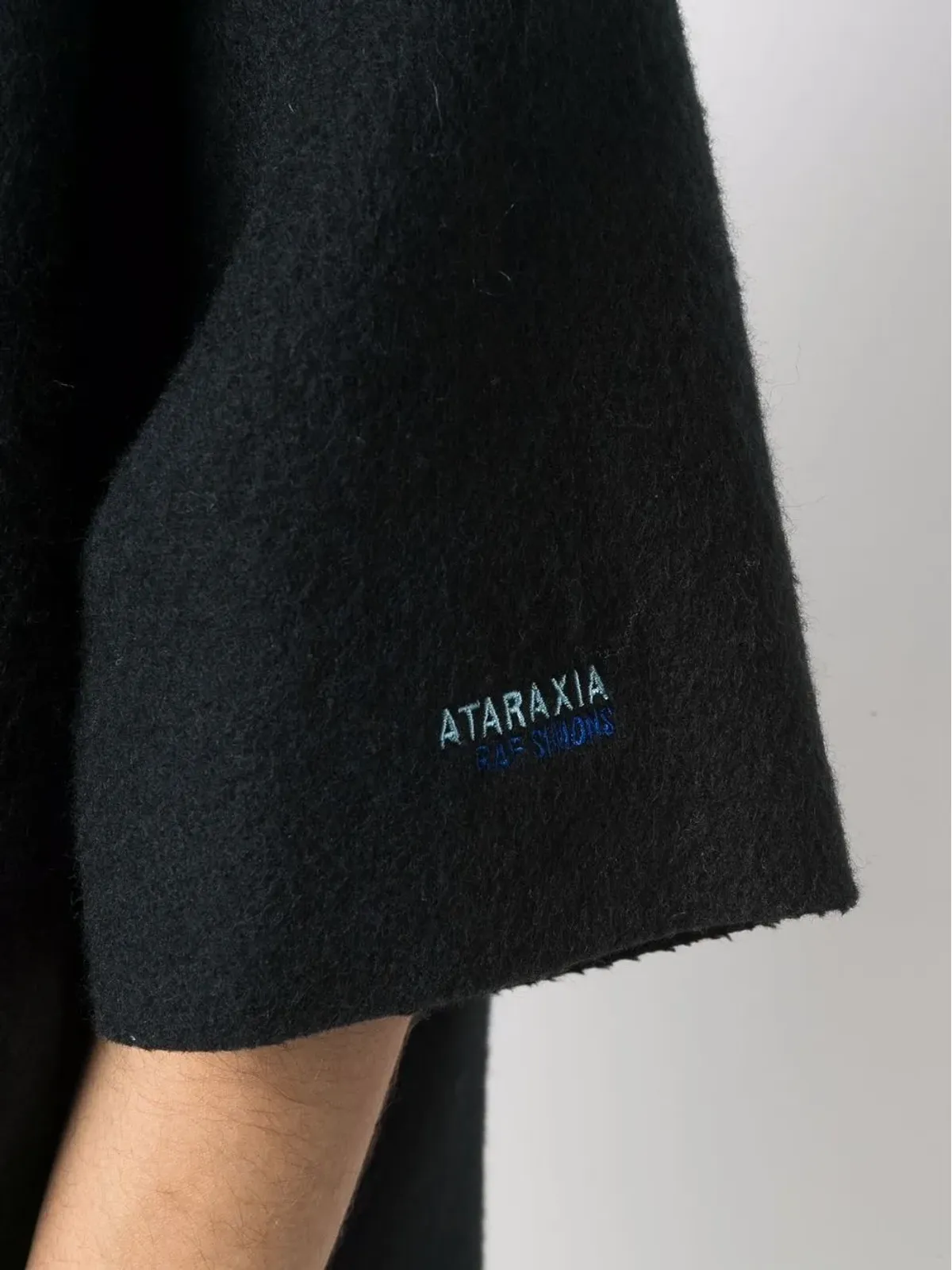 Raf Simons 刺繍ロゴ入りニットドレス - 画像5