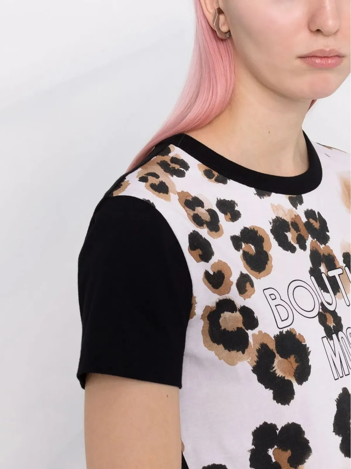 Boutique Moschino アブストラクトプリント ロゴプリント Tシャツ - 画像3