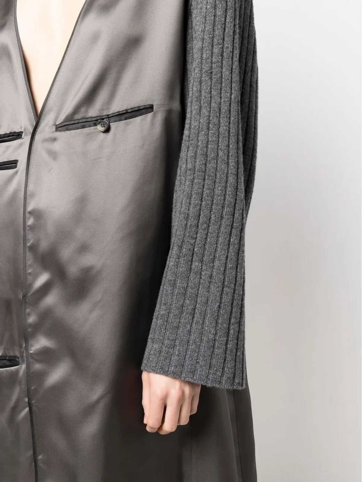 Maison Margiela コントラストスリーブ Vネック ドレス - 画像5