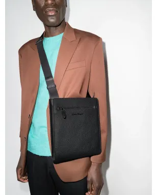 Ferragamo ロゴプレート・クロスボディバッグ - サムネイル2