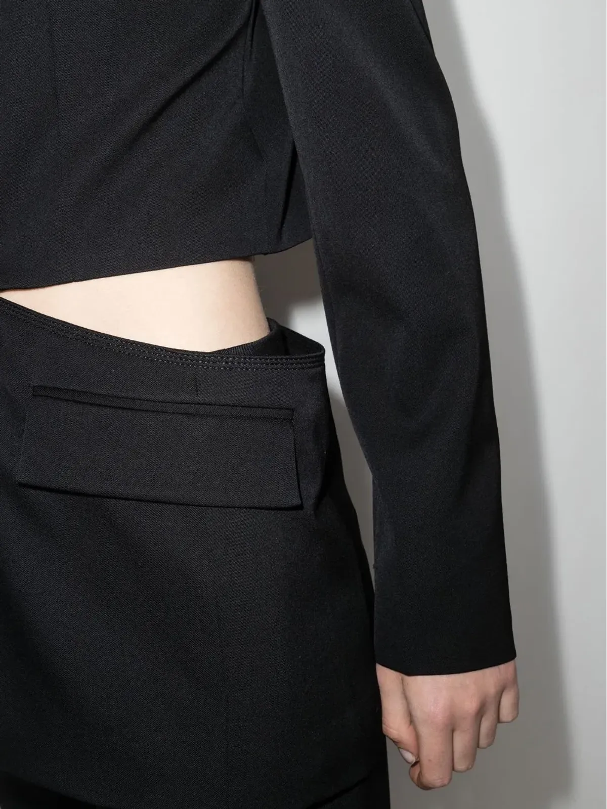 JW Anderson カットアウトオーバーサイズブレザー - 画像4