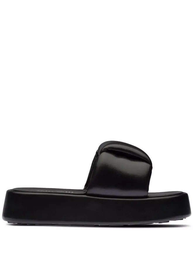 Miu Miu Miu Miu padded leather sandals - Blackの商品画像