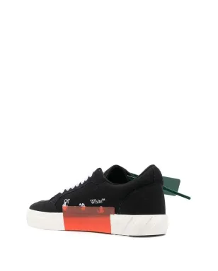 Off-White ヴルカナイズド ローカットスニーカー ブラック - サムネイル3