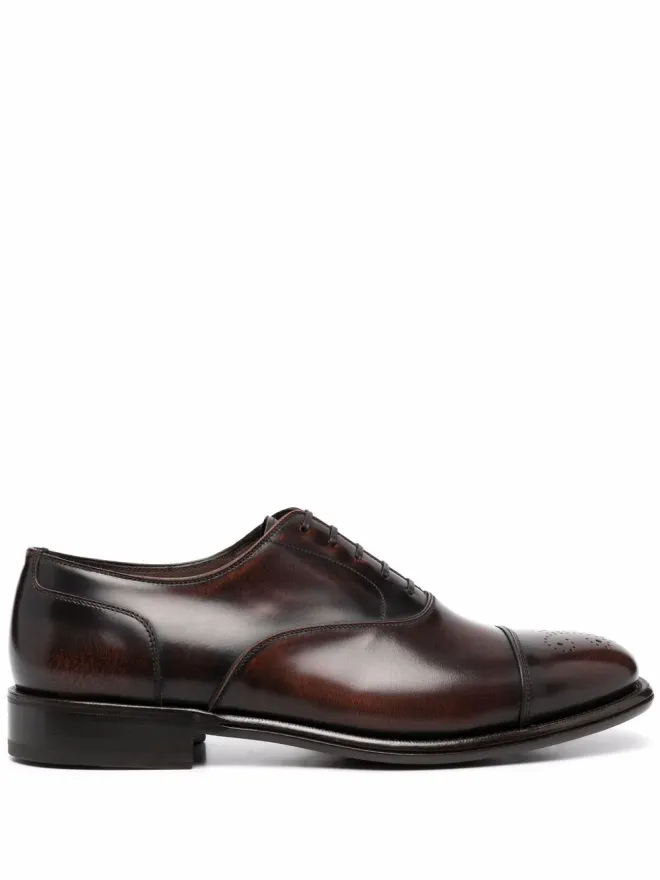 FERRAGAMO Ferragamo パンチングオックスフォードシューズの商品画像