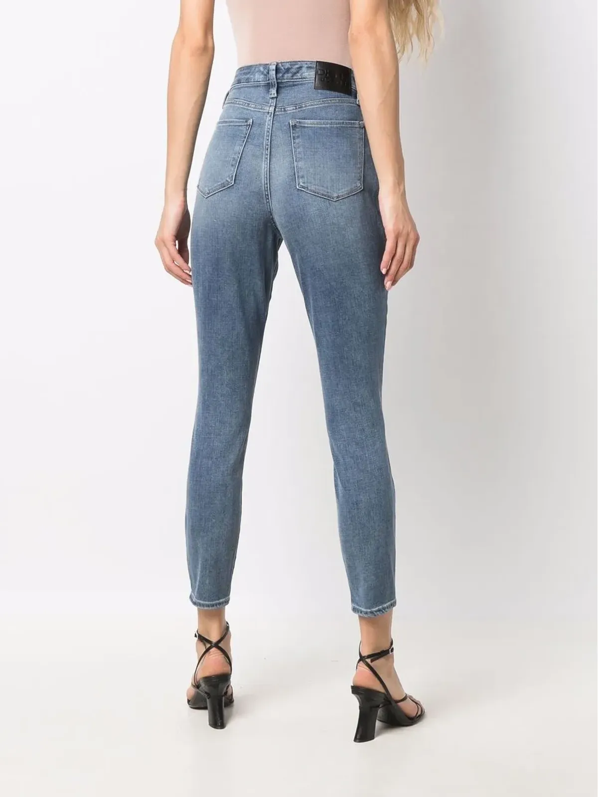 DKNY クロップドスキニーフィットジーンズ - 画像4