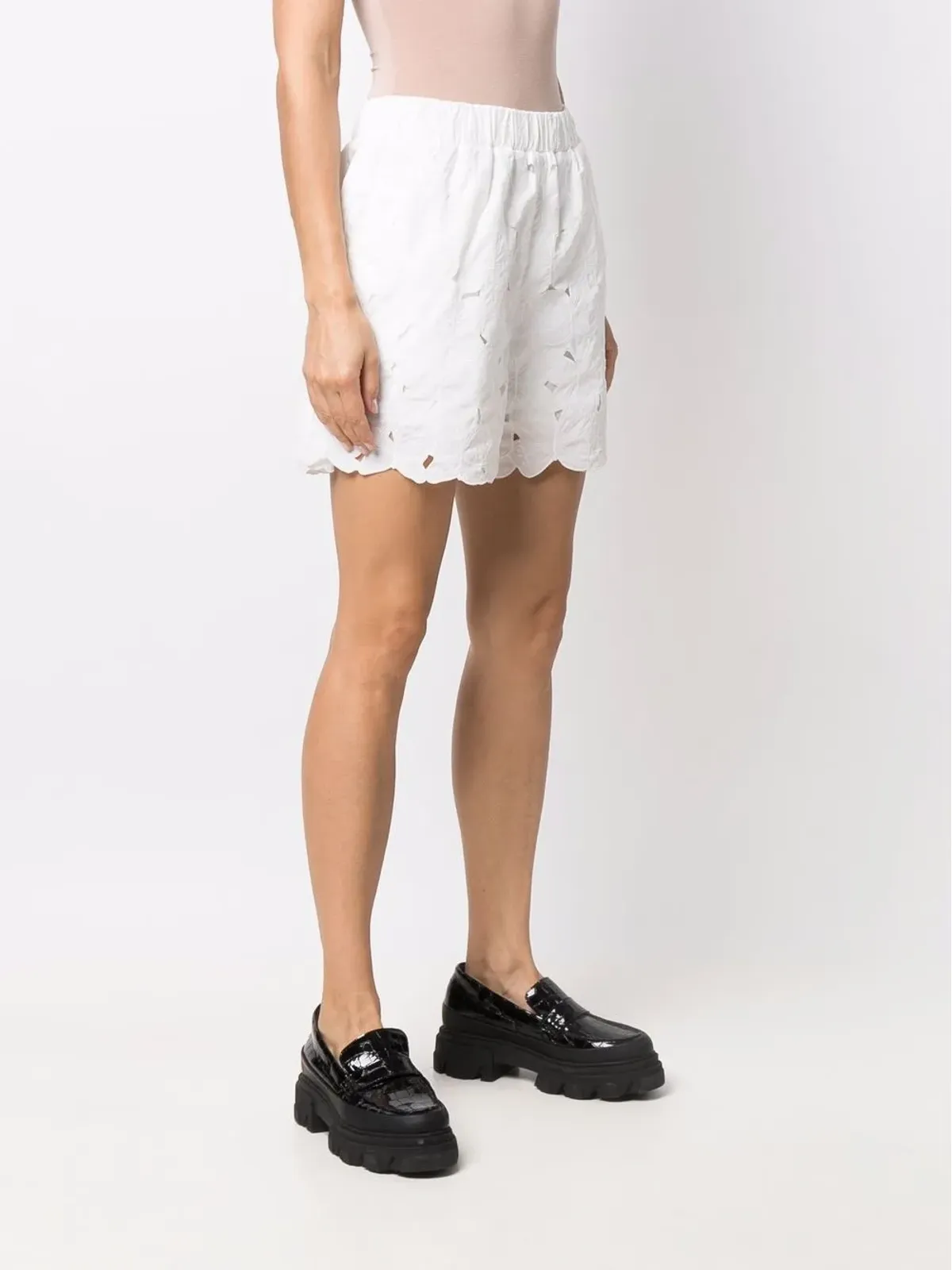 RED Valentino 蝶のカットアウト・タフタショーツ ホワイト - 画像3