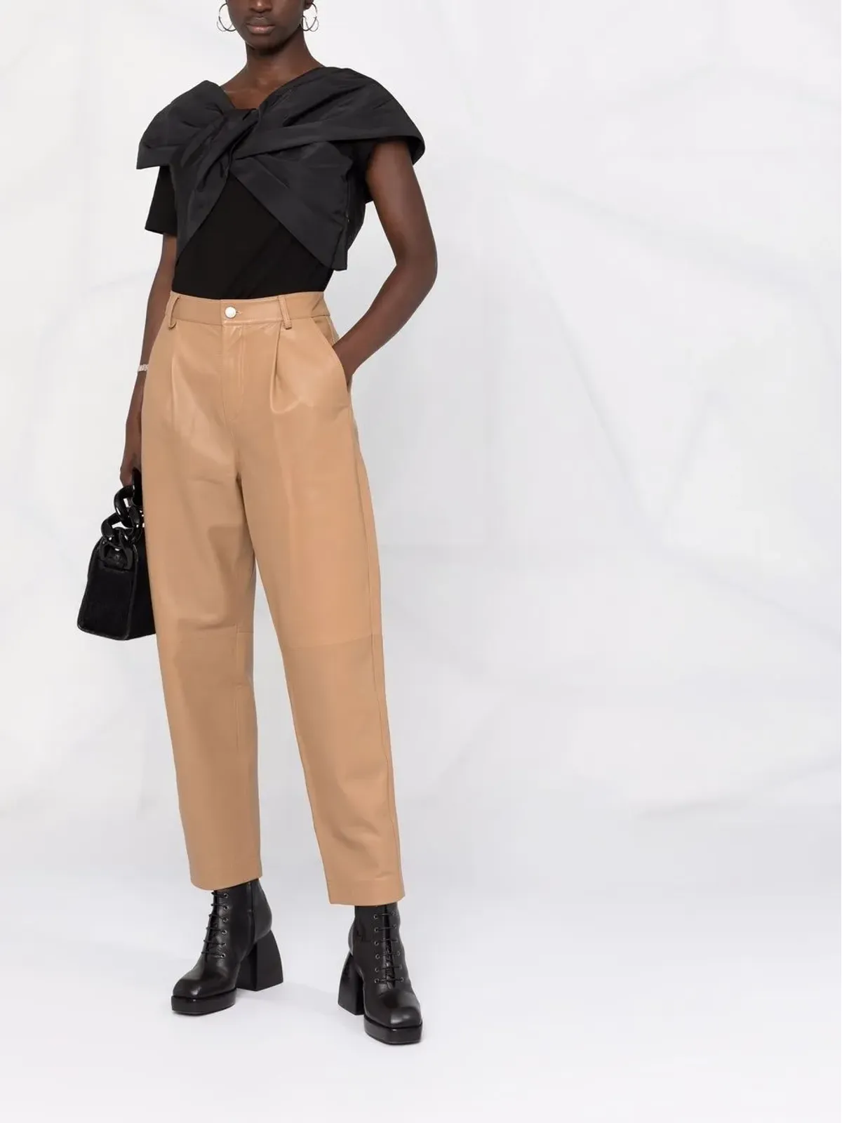 RED Valentino ハイウエストレザーパンツ - 画像2