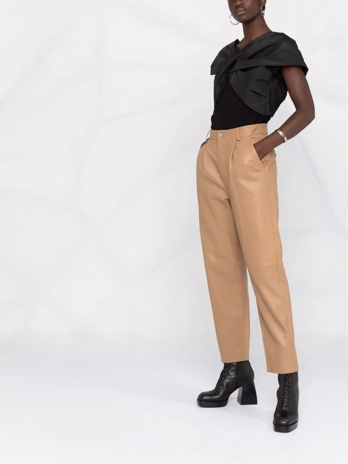 RED Valentino ハイウエストレザーパンツ - 画像4