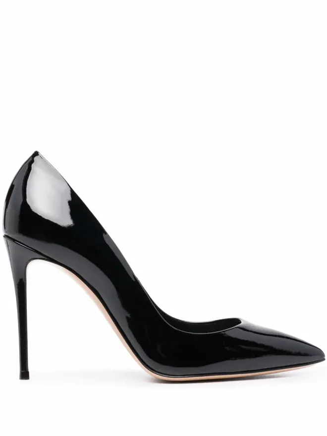 Casadei Casadei パテントレザー パンプスの商品画像