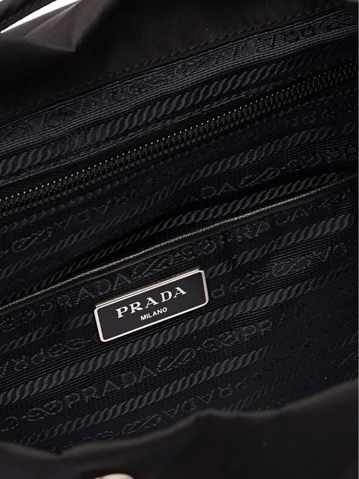 Prada 三角ロゴバックパック - 画像5