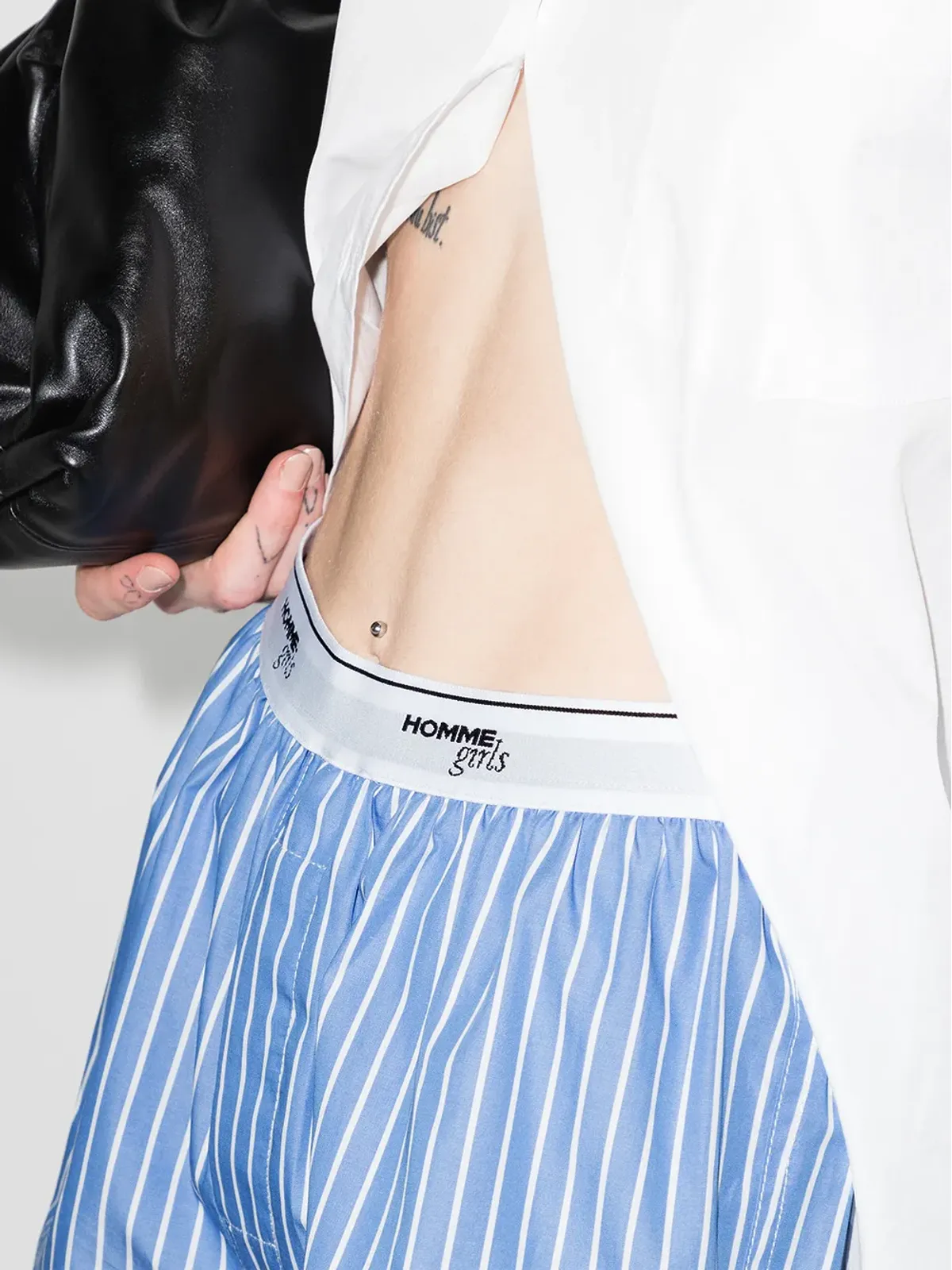 HommeGirls ロゴ入りウエストバンド付きストライプボクサーパンツ - 画像4